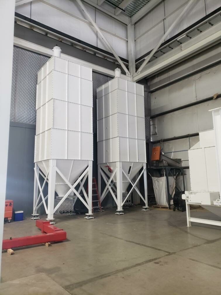 Bulk unloading and storage system