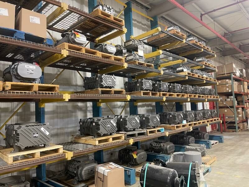 Mechanical and pneumatic conveying equipment